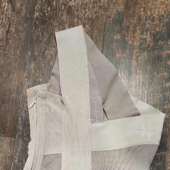 HARVE LEGER Elegant Gray Ombre One-Shoulder Bandage Dress Size Small - Picture 6 of 8